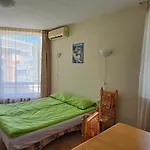 Vp Crown Club Свети Влас